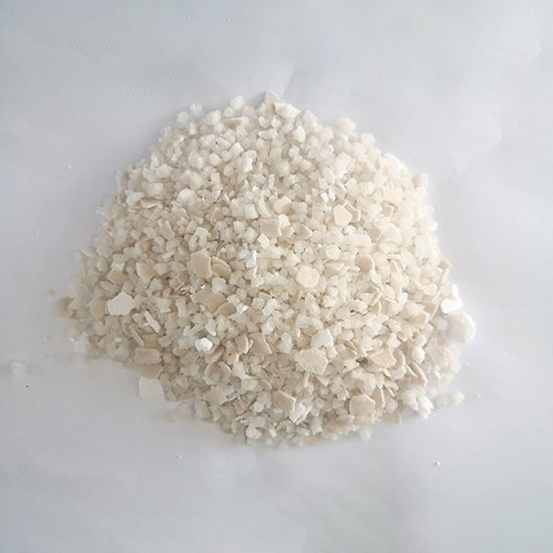 冬の安全に融雪剤が欠かせない理由とは？